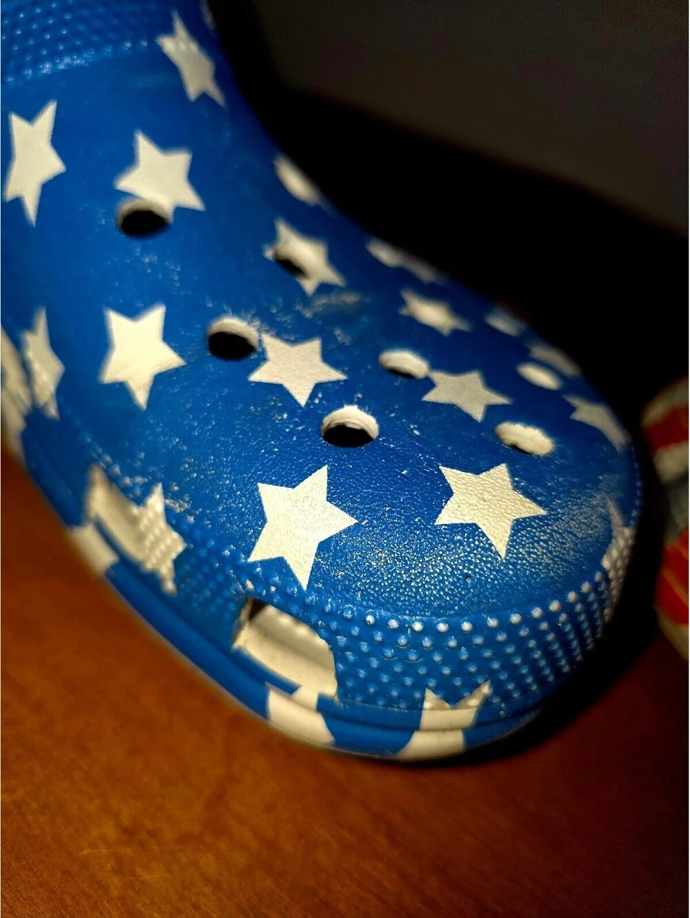 CROCS, Stars and Stripes, men's 8 ladies 10